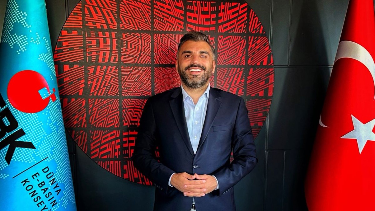 Dünya E-basın konseyi Genel Koordinatörü Eren Şar'dan yeni dönem açıklaması