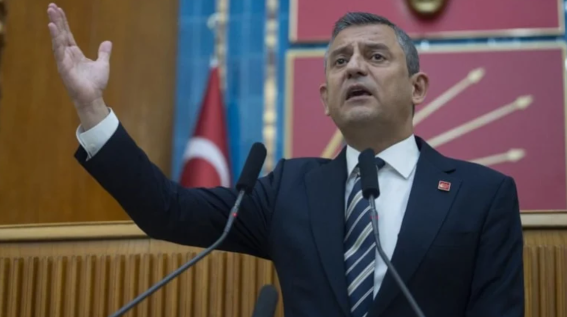 Özgür Özel ve yönetiminin CHP hesaplarına erişimi donduruldu
