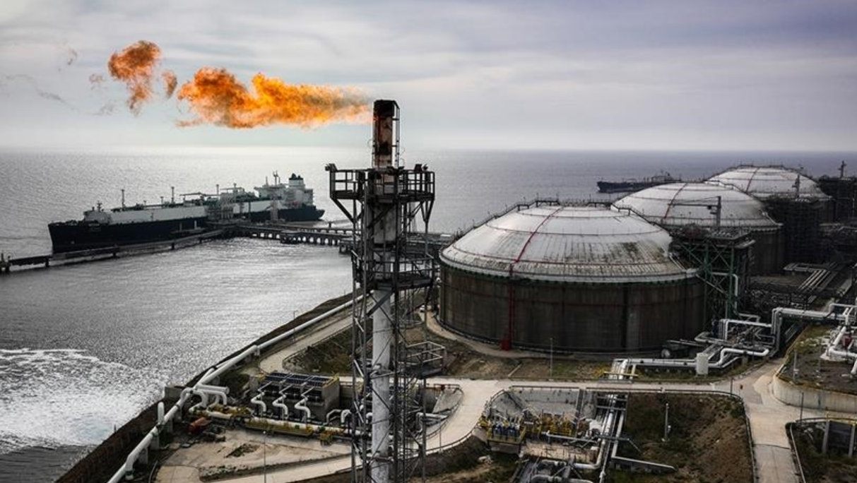 Azerbaycan’dan Türkiye’ye tarihi doğal gaz hamlesi: İmzalar atıldı