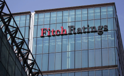 Fitch Türkiye için büyüme tahminini düşürdü