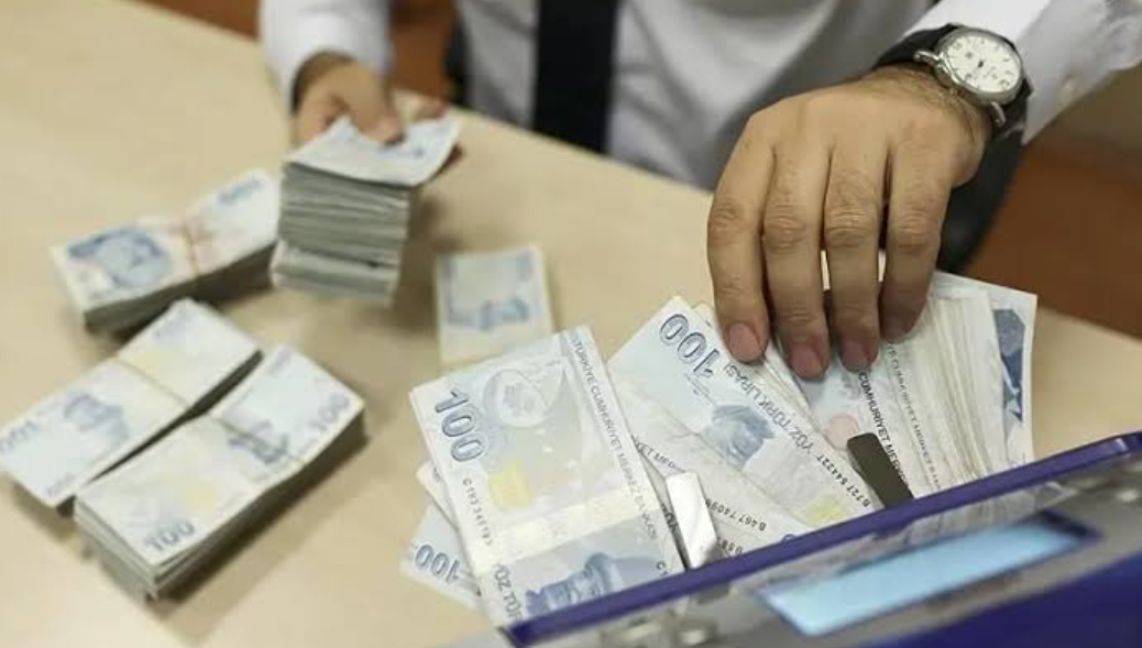 Kredi ve mevduat faizleri rekor kırdı
