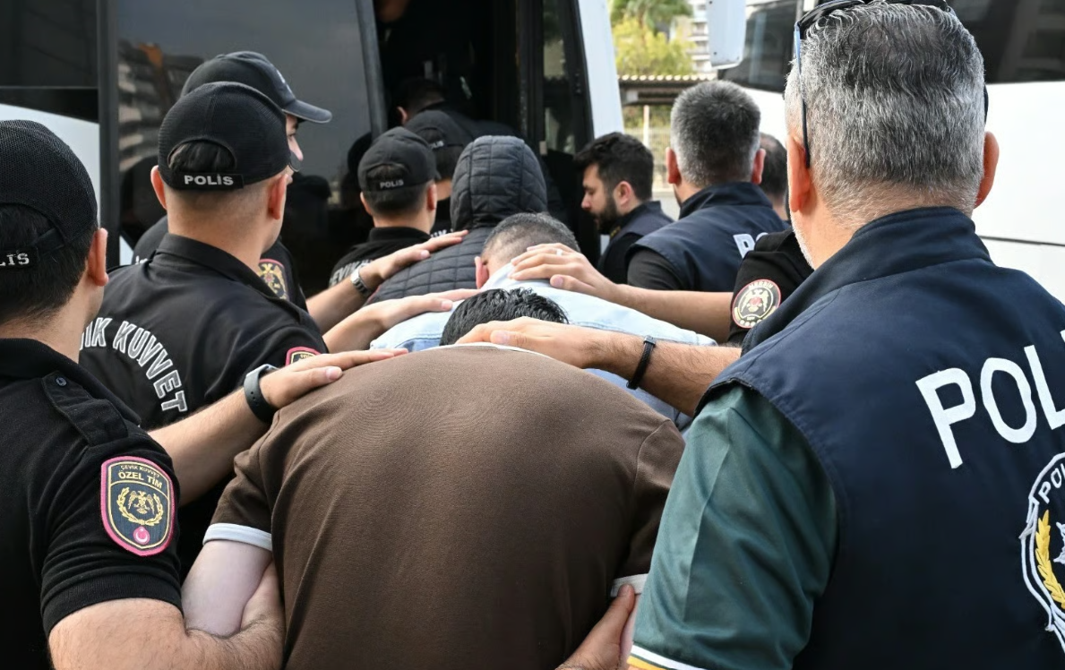Milyarlarca liralık kara para operasyonu: Gayrimenkullere el konuldu