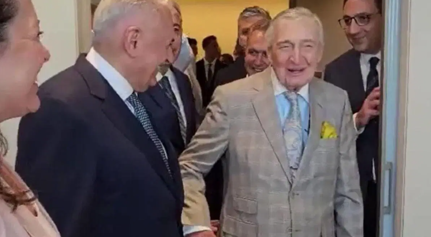 Rahmi Koç’un fıkrası siyasileri ayağa kaldırdı! AK Parti ve DEM Parti’den sert tepki