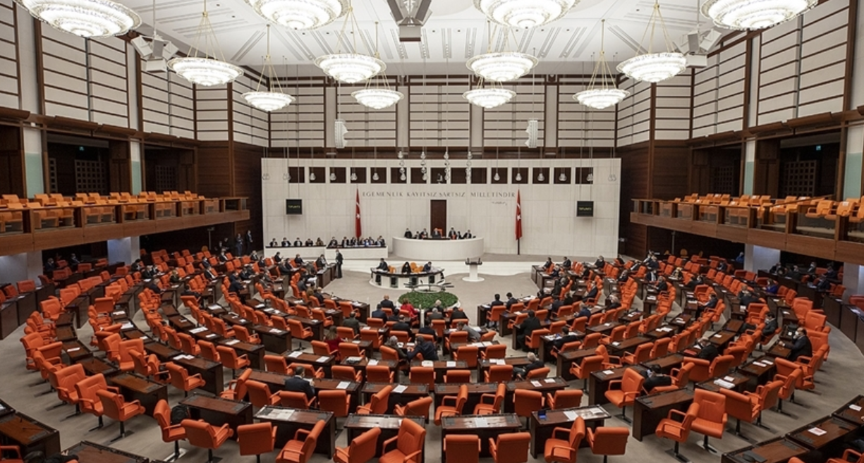 TBMM’nin yaz tatili ertelendi
